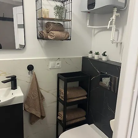 Frezja 아파트 Gryfów Śląski